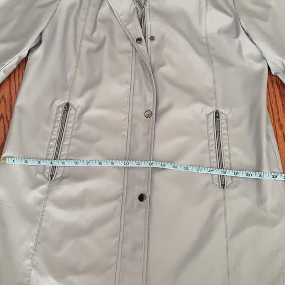 Fen nelli Full Zip Water Resistant Jacket with plaid lining - Picture 13 of 16